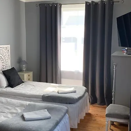 Elvira شقة سكروندا